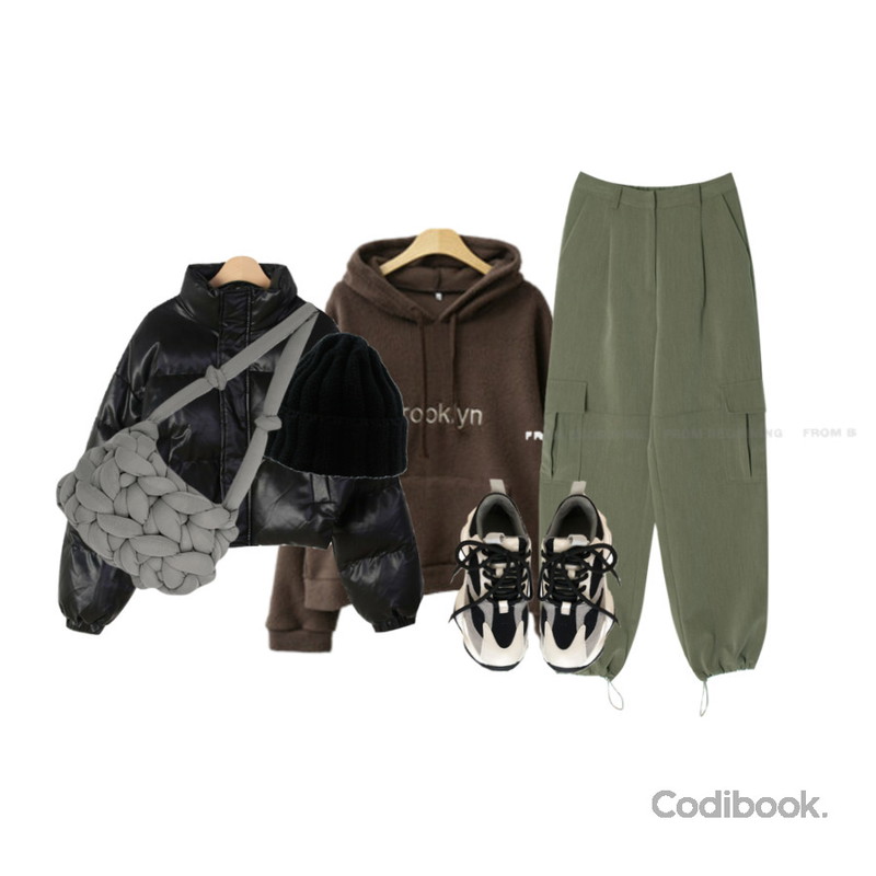 ENVYLOOK 네니드어글리슈즈,closeclip 코튼캔디 꽈배기 숄더백,ENVYLOOK 뽀송이후드티셔츠등을 매치한 코디