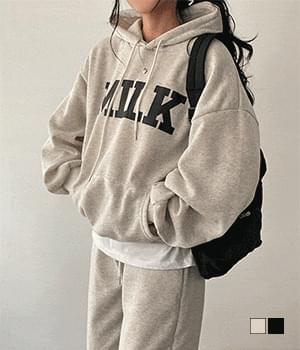 Milk lettering Loose-fit Fleece-lined hood training jogger set