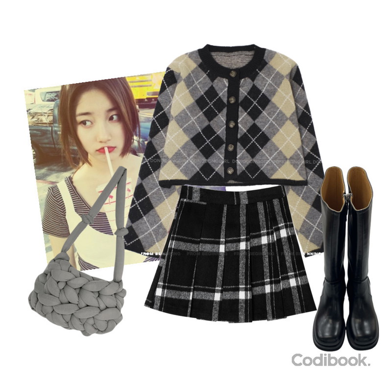 closeclip 코튼캔디 꽈배기 숄더백,From Beginning 룩스 체크플리츠스커트 (2color),DAILYJOU 미고 레더 롱 부츠 - 2 color등을 매치한 코디