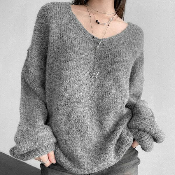 V- V-Neck Bennet Wool Knitwear (Ships Today)