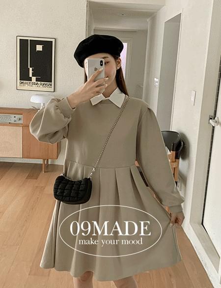 Bellige pleated midi Dress 67001 (Ships Today)