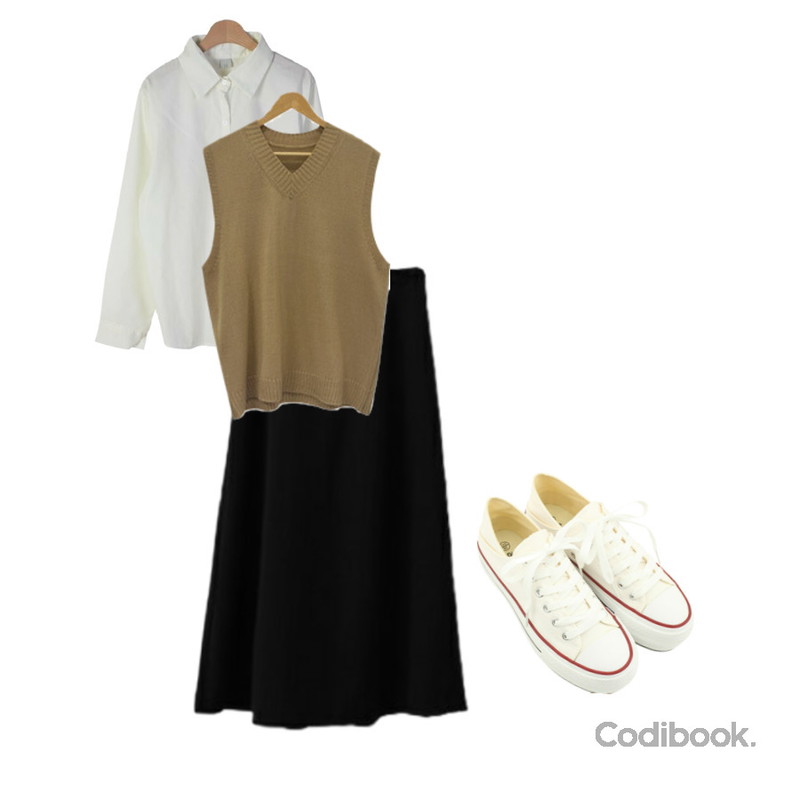 designershoes 캔버스 플랫폼 뮬 스니커즈 올블랙,ENVYLOOK 리본롱스커트,Dday Girl 타로, 오버핏 브이넥 니트 베스트 조끼등을 매치한 코디