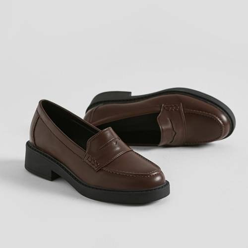 sanderson penny loafers (Ships Today)