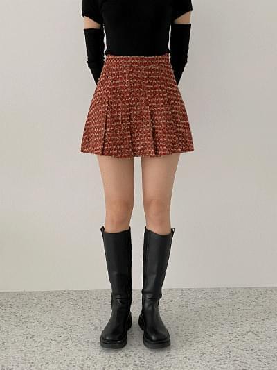 Aurora tweed skirt (Ships Today)