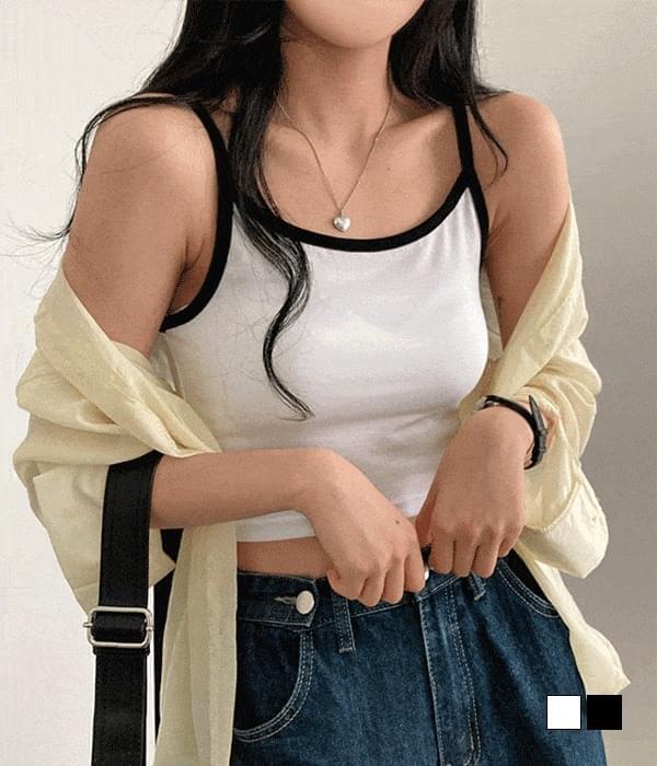 Easy to wear as an inner sleeveless color matching inner (Ships Today)