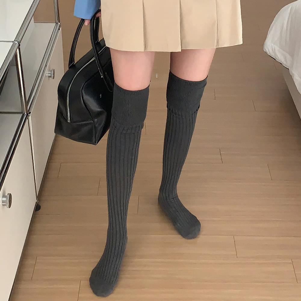 Golgi Knee High Socks (Ships Today)
