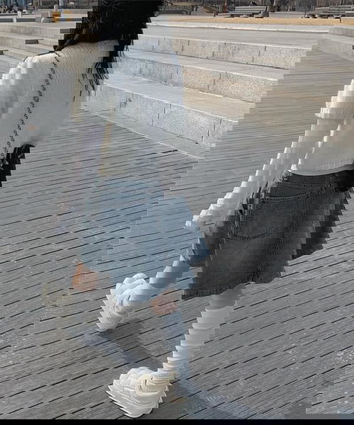 핀타 데님 플리츠 미디 스커트