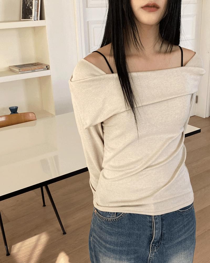 Liana Unbald Off-the-Shoulder T-shirt (Ships Today)