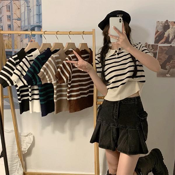 Spear Collar Striped Crop Knitwear - kn21077 (Ships Today)
