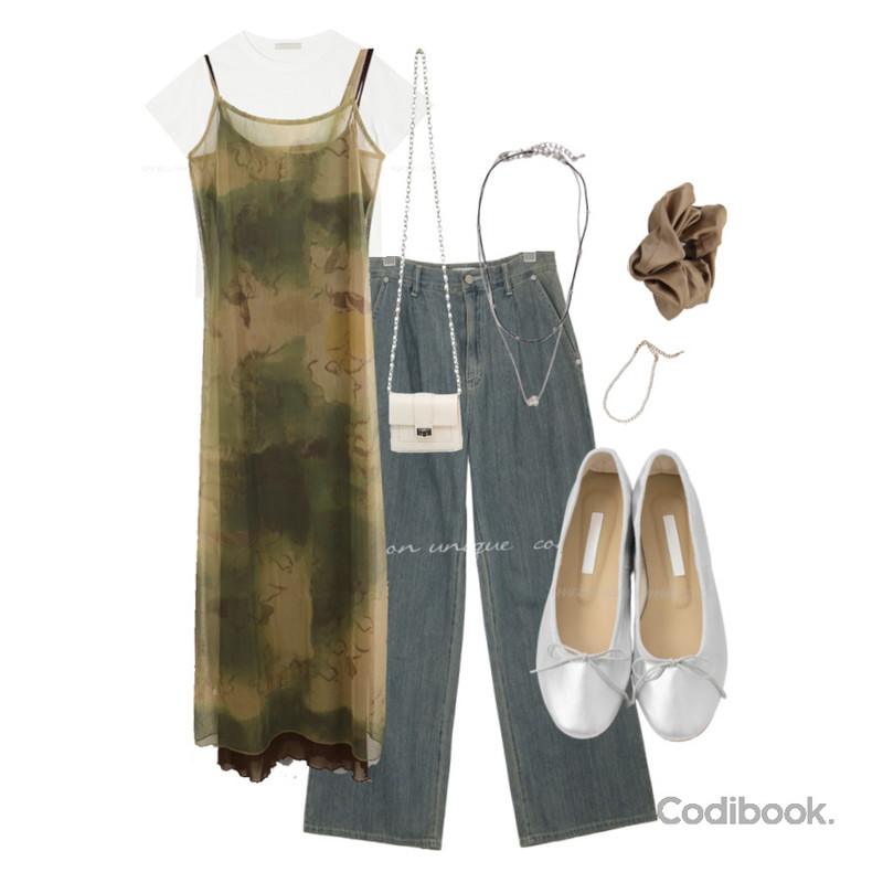 From Beginning 마랑 새틴헤어슈슈밴드 (6color),binary01 진주 초커목걸이,dangosister 코킹진주팔찌(1c)등을 매치한 코디