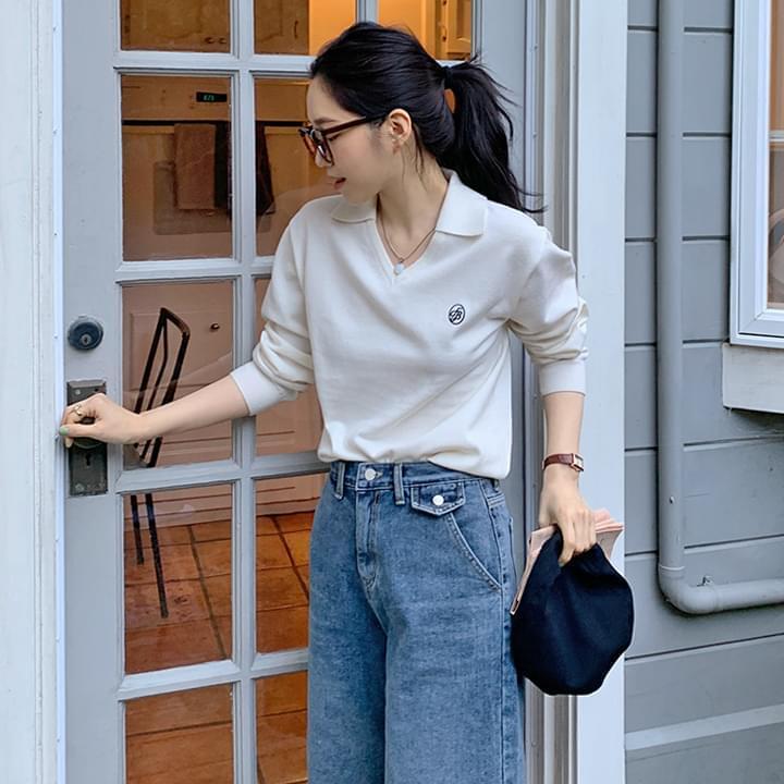 FB Embroidered V-Neck Collar Knitwear (Ships Today)