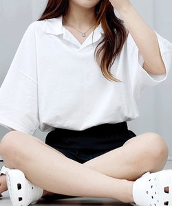 Open collar box short sleeve tee