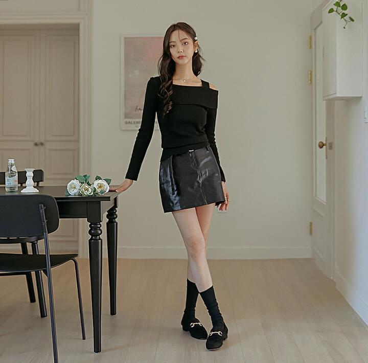 Unbalance Off Shoulder Knit (Ships Today)