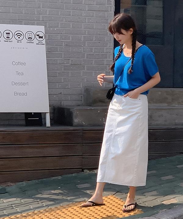 +Try the video H-line cotton back split long skirt (Ships Today)