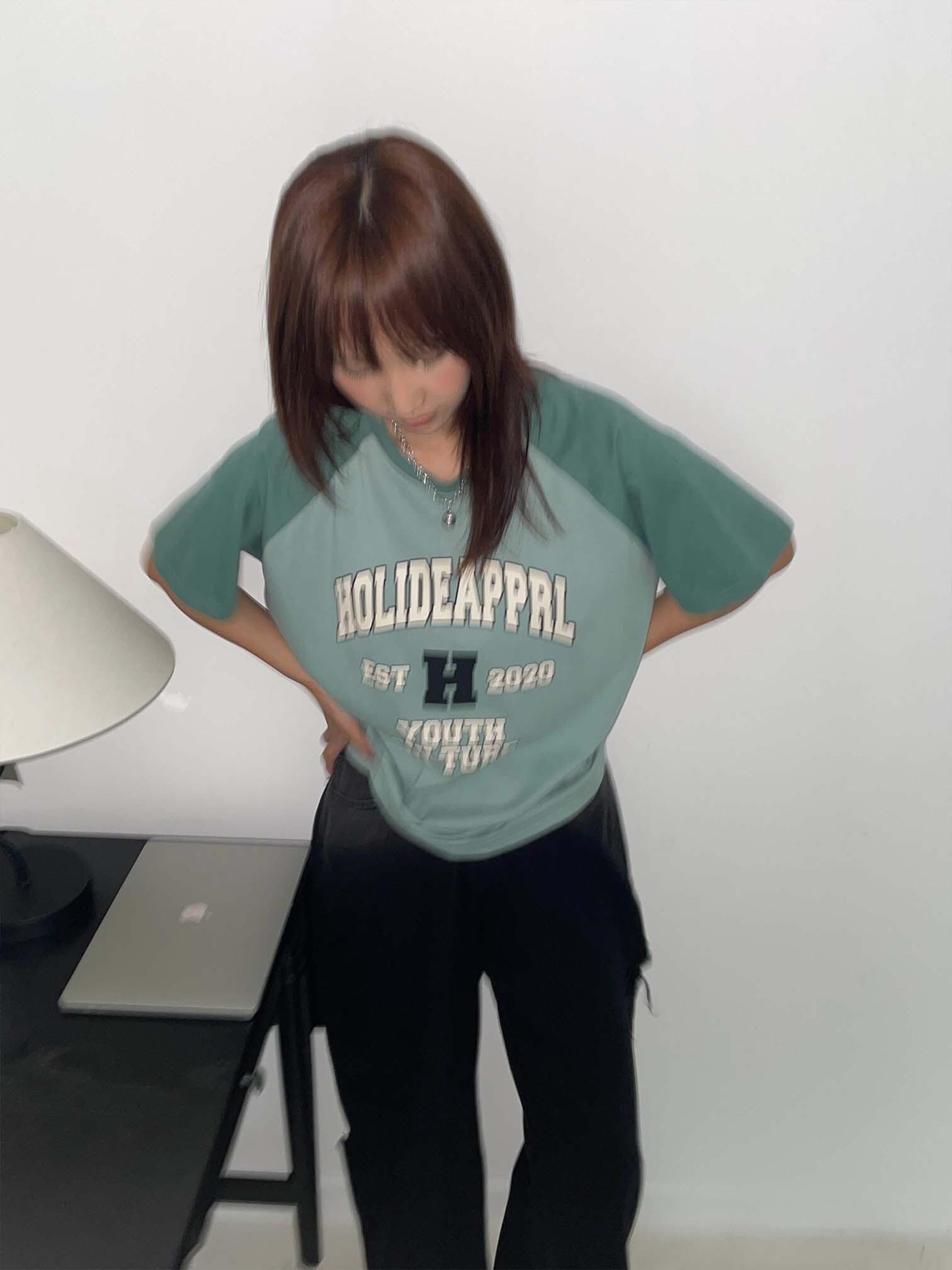 youth half raglan T