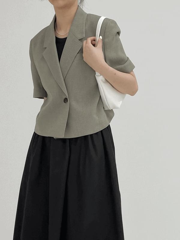 One-button waffle cropped jacket