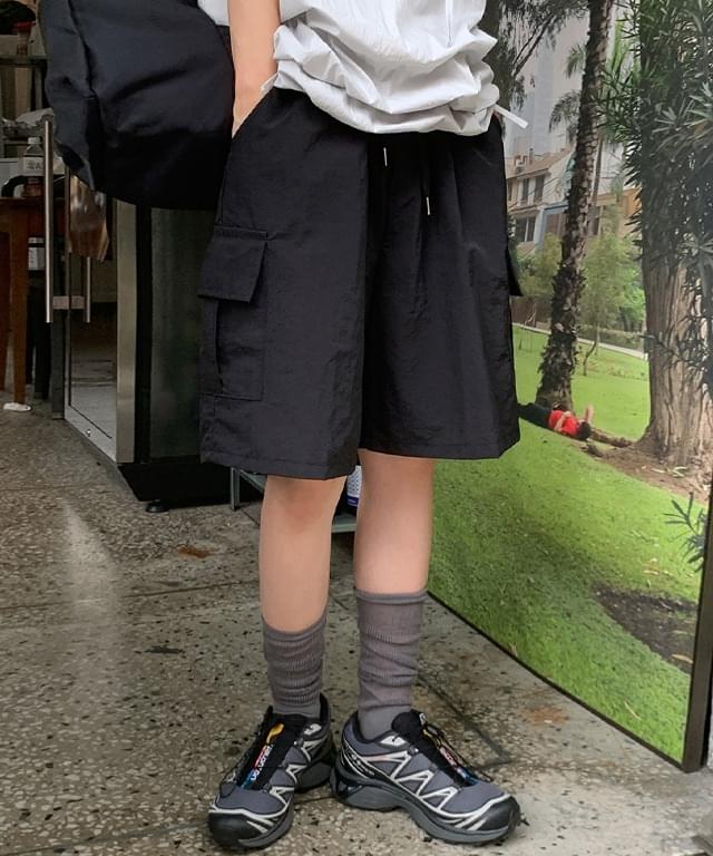 カーゴパンツ