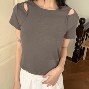 픽토 레이어드 어깨 트임 반팔 티셔츠