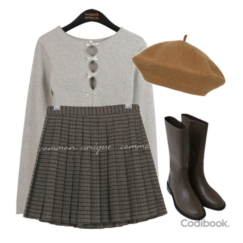 ENVYLOOK 케이튼미들부츠,porterna 보즈 울 베레모,wonderwonder 오디 리본 홀 라운드 긴팔 티셔츠등을 매치한 코디