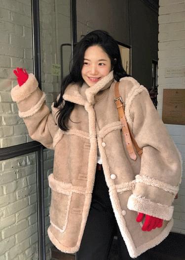 羊羔毛外套