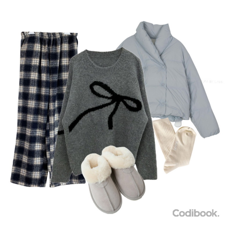 ENVYLOOK 코지온퍼슬리퍼,frenchaube 베이직 골지 무지 삭스 양말(7color),haengzassi 데니 체크 밴딩 팬츠 (3 color)등을 매치한 코디