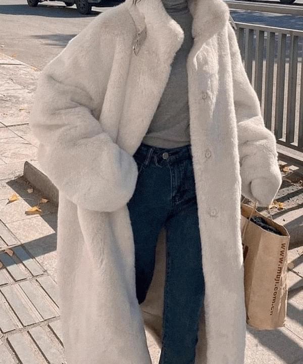 Hani's high neck fur long coat (Ships Today)