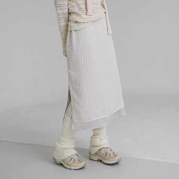 Peony lace midi skirt