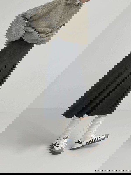 pleated-skirt