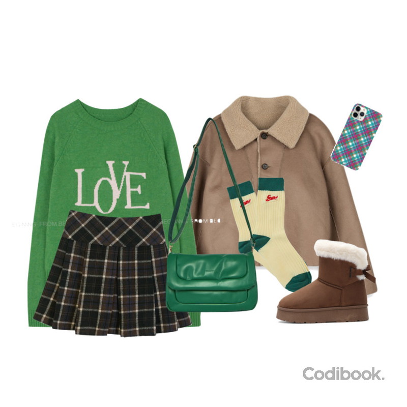LILYTI 아보크림 양말 (배색 레터링 긴목 골지 데일리 삭스 그린),porterna 포이즌 숄더 백,owler market Y2K 컬러 체크 패턴 젤리 아이폰케이스등을 매치한 코디