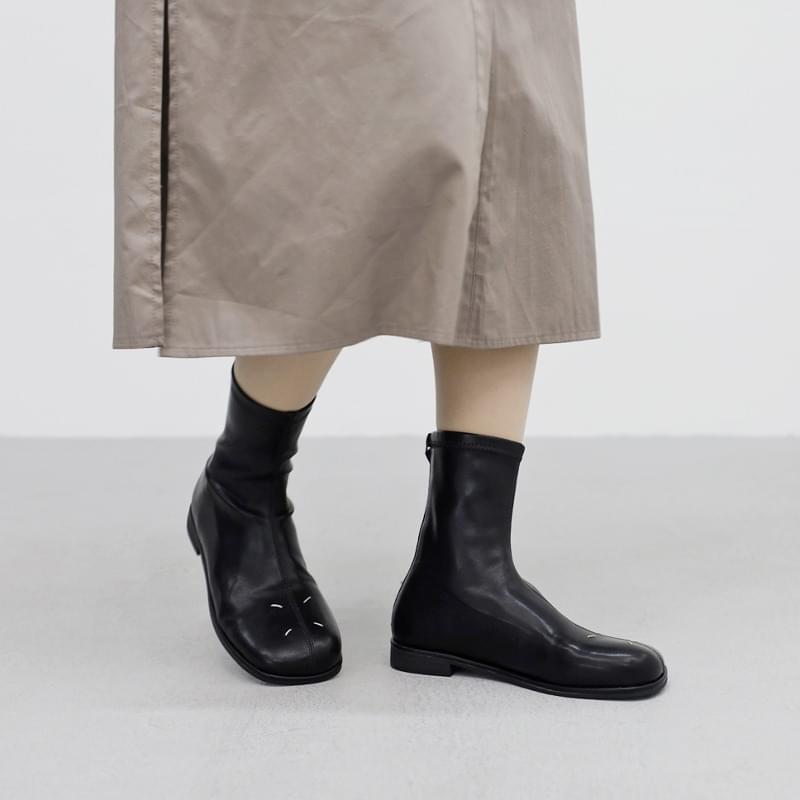 ute line ankle boots
