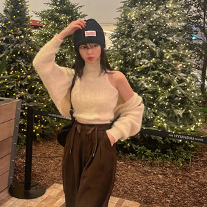 Fluffy Angora Halterneck Crop Sleeveless + Loose-fit Bolero Cardigan Set Mock Turtleneck Knitwear Turtleneck Set-up Two-piece Year-end Look Party Look Christmas
