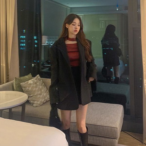 Year-end look recommendation single belt strap short wool half coat two-piece set-up wool mannish year-end look brown black