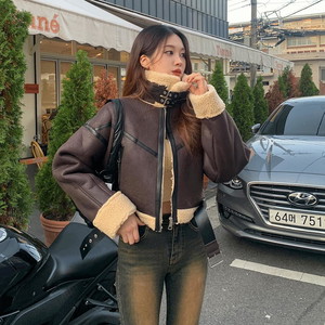 Wool Poggle Suede Crop Shearling Jacket Belt Zipper Buckle Turtleneck Split Zip-up Fall Winter Outer Hip Modern Basic Daily Look Date Look Black Brown