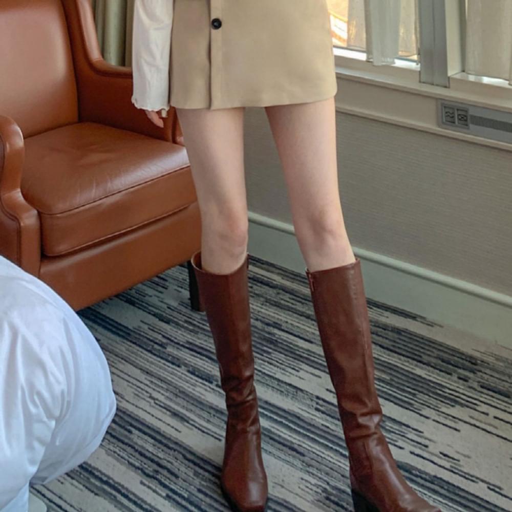 knee-high-boots