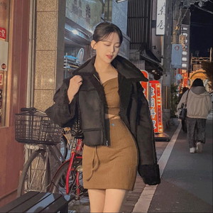 Reversible Cozy Fleece Fur Suede Collar Loose-fit Reversible Winter Shearling Jacket Bubble Ivory Mustard Black