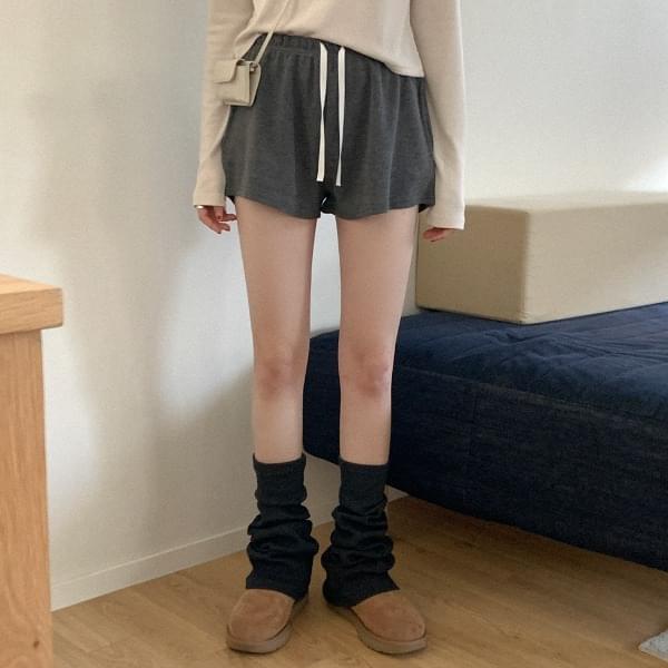 All A One Banding Short Pants