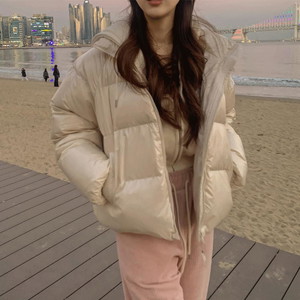 Twinkle Glossy High Neck Leather Short Glossy Unique Padding A-Line Fit Overfit Daily Winter Cream Black