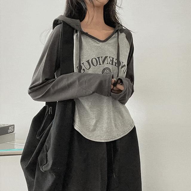 Prol V color matching hooded long sleeve t-shirt