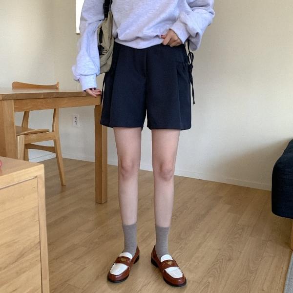 Laoki Ribbon Half Pants
