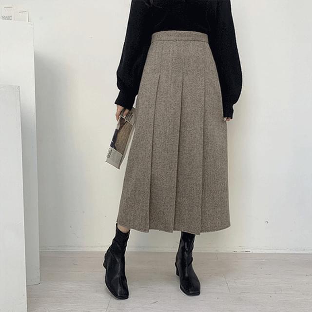 Wool pleated herringbone long skirt (Ships Today)
