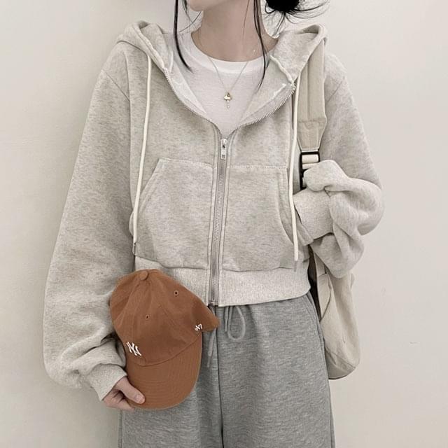 Fleece-lined balloon crop hood zip-up (Ships Today)