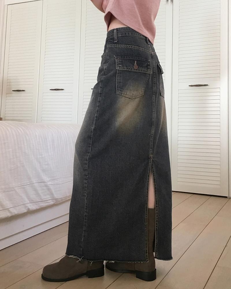 Yalt stitch point back pocket back slit denim long skirt