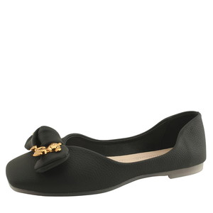 Bear chain shirring ribbon flat shoes black