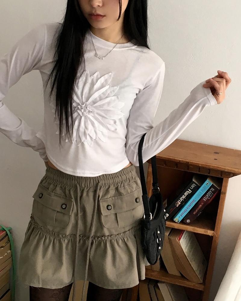 Tyr Daisy Flower Crop Long Sleeve T-Shirt