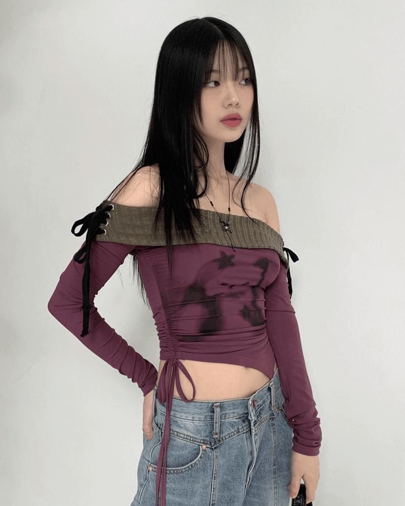 카론 고양이 코르셋 스트랩 오프숄더 티셔츠