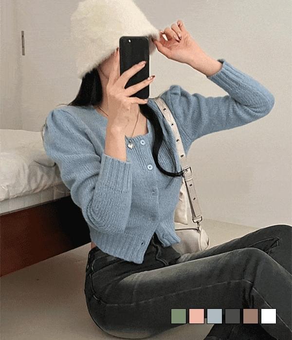 Full of pretty puff shirring crop long sleeve Knitwear cardigan