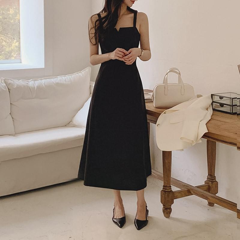 Small Split sleeveless long Dress