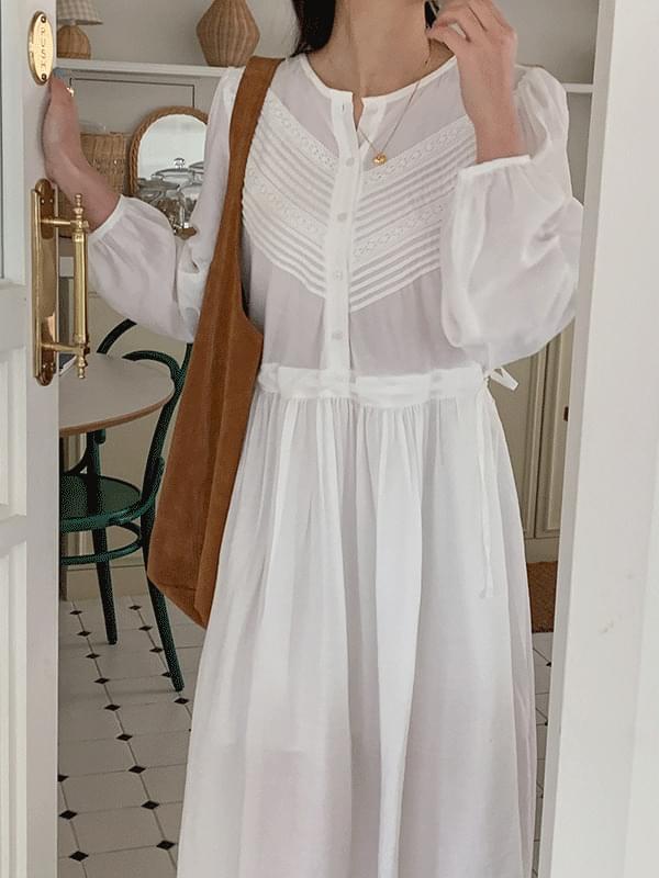 Bene Bom Pintuck Ribbon Shirring Long Dress