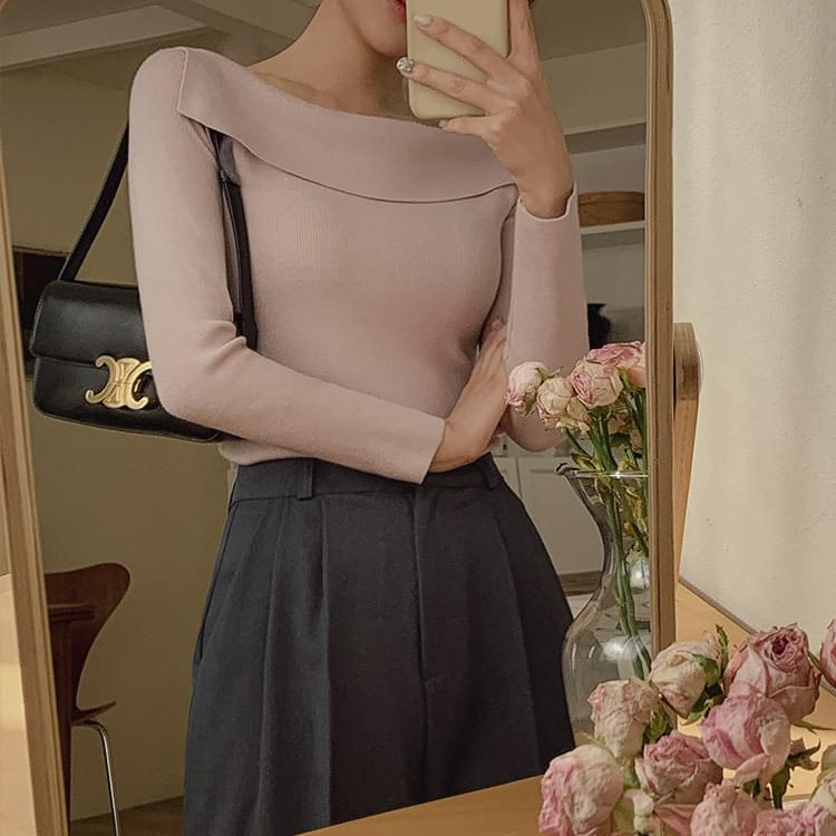 Amour Unbalmed Off Shoulder Knitwear