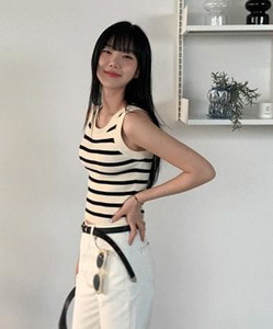 シーストライプガラニットスリーブレス